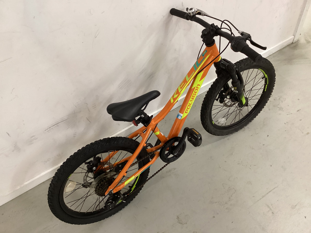Polygon Relic Bike - 20"  - Mountain Bike,
Kids, Colour: Orange, Yellow