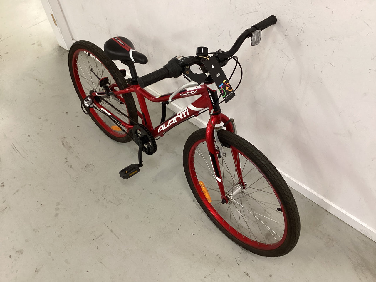 Avanti Shadow Bike - 24"  - Kids, Colour: Red