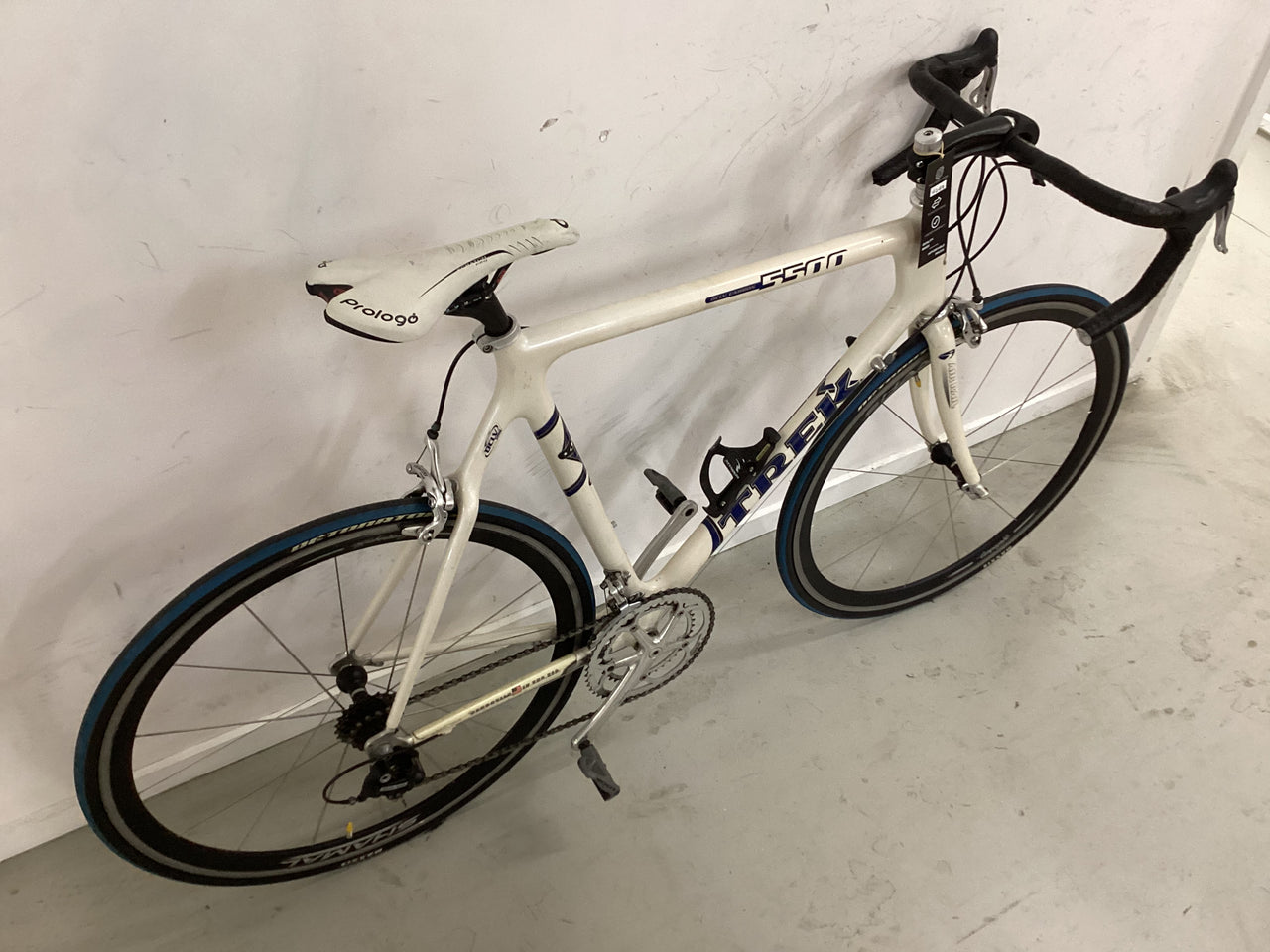 Trek 5500 Bike -  60cm - Road Bike, Colour: White