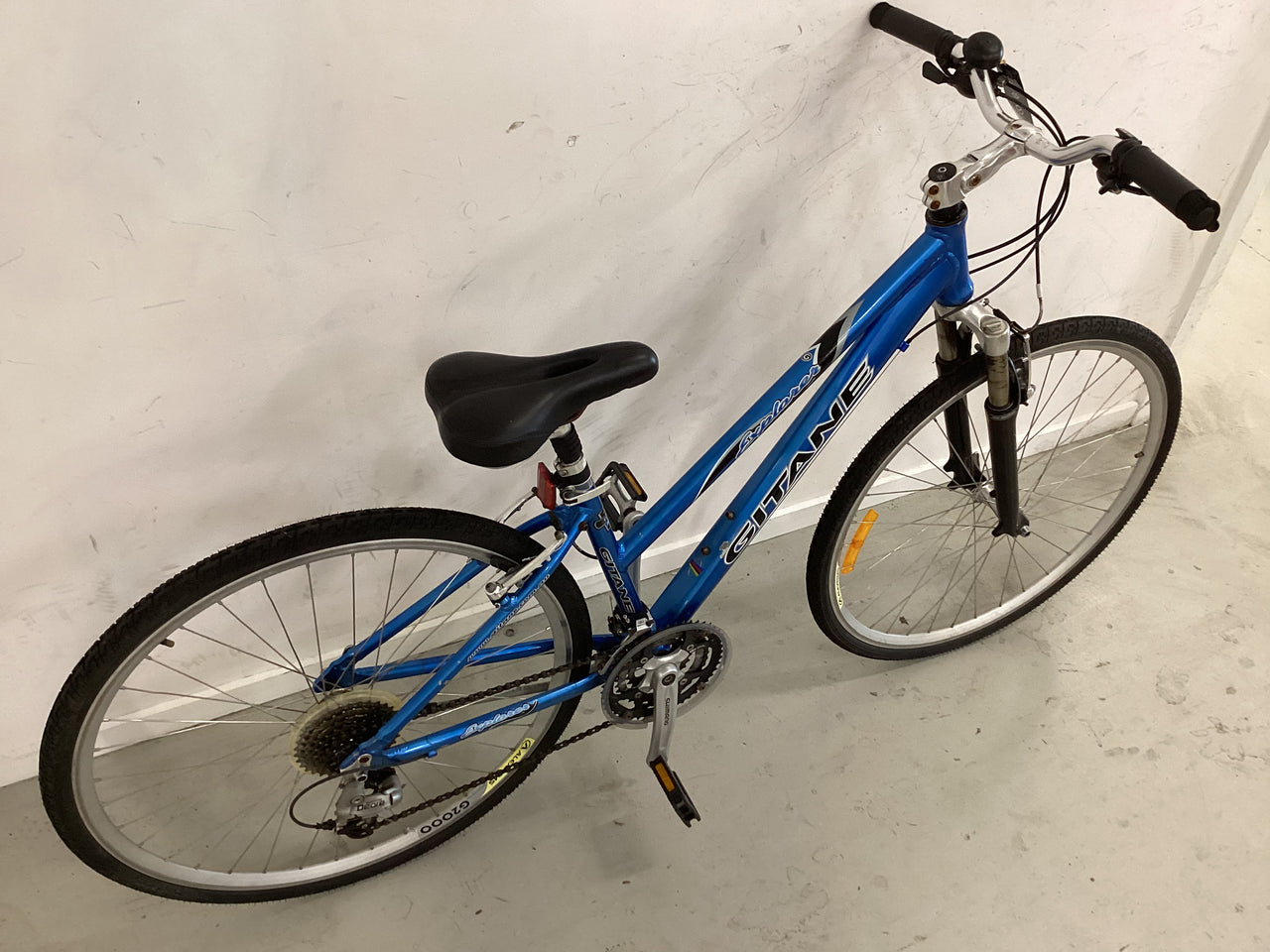 Gitane 3xplorer Bike -  42cm - Hybrid Commuter, Colour: Black, Blue