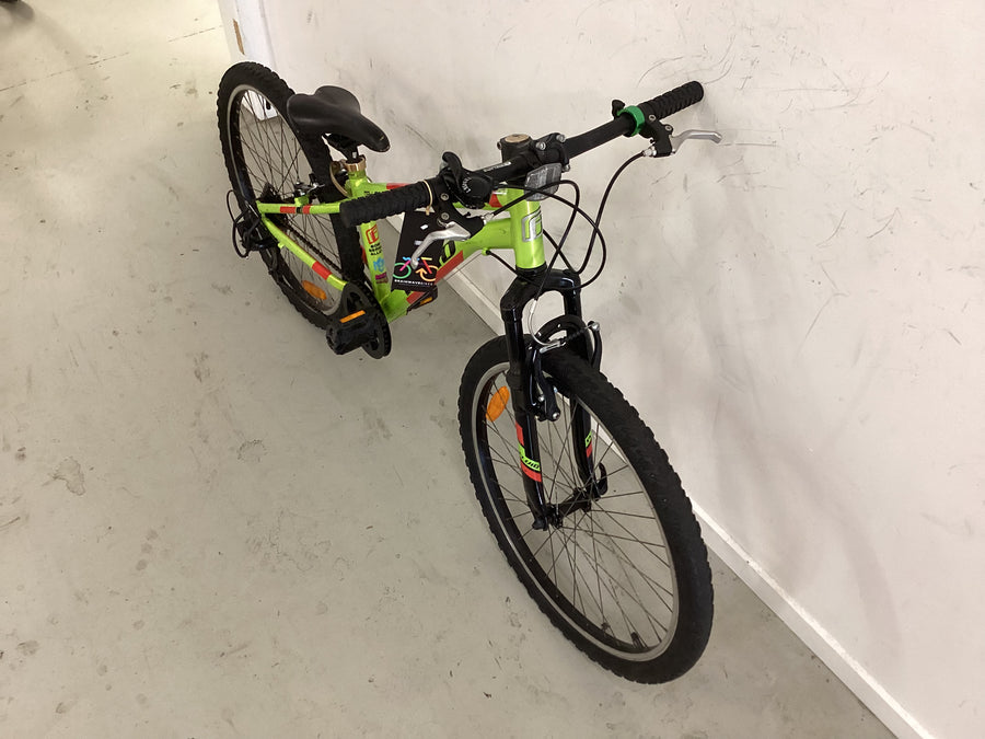 Fluid Mayhem Bike - 24"  - Mountain Bike,
Kids, Colour: Green, Red