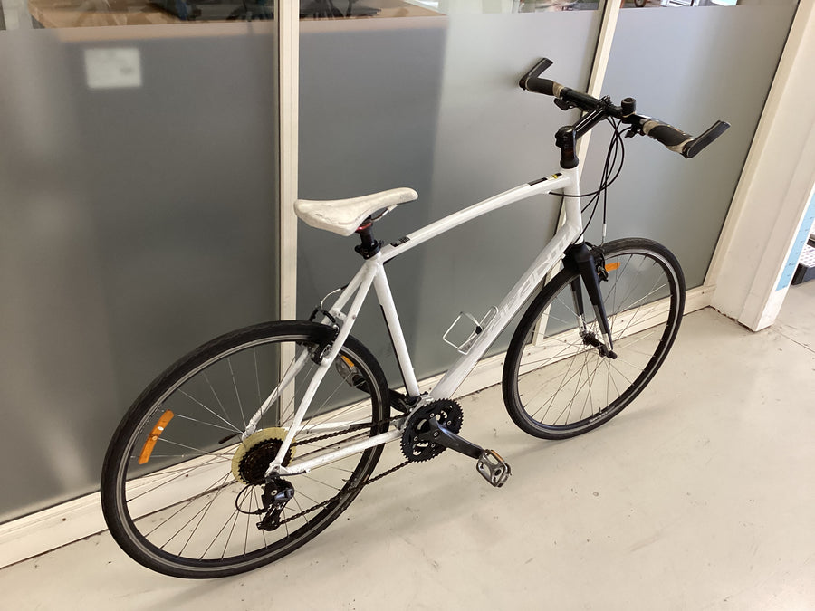 Avanti Blade Bike -  58cm - Hybrid Commuter,
Flat Bar Commuter, Colour: White