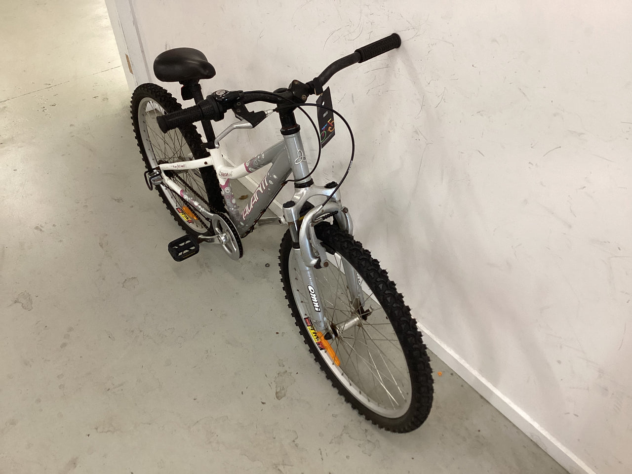 Avanti Spice 1 Bike - 24"  - Kids, Colour: Grey