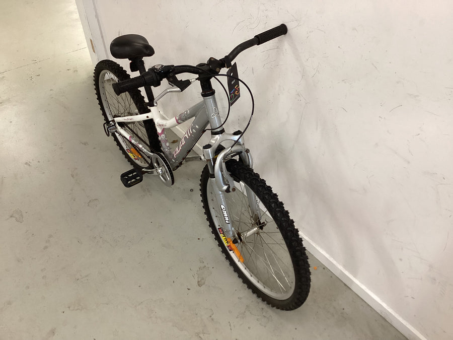 Avanti Spice 1 Bike - 24"  - Kids, Colour: Grey