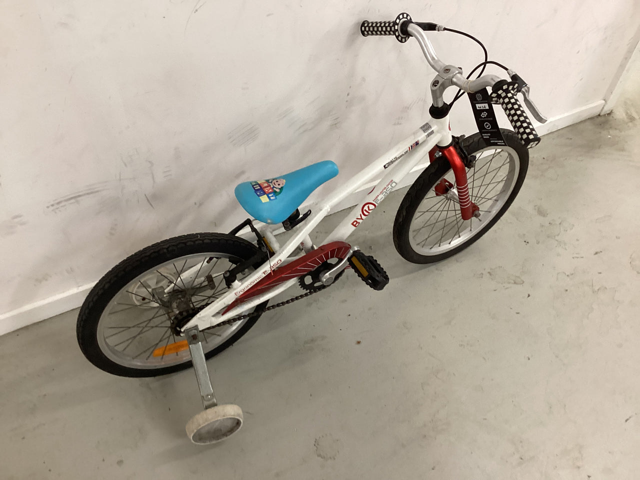 Byk E350 Bike - 18"  - Kids, Colour: White, Red