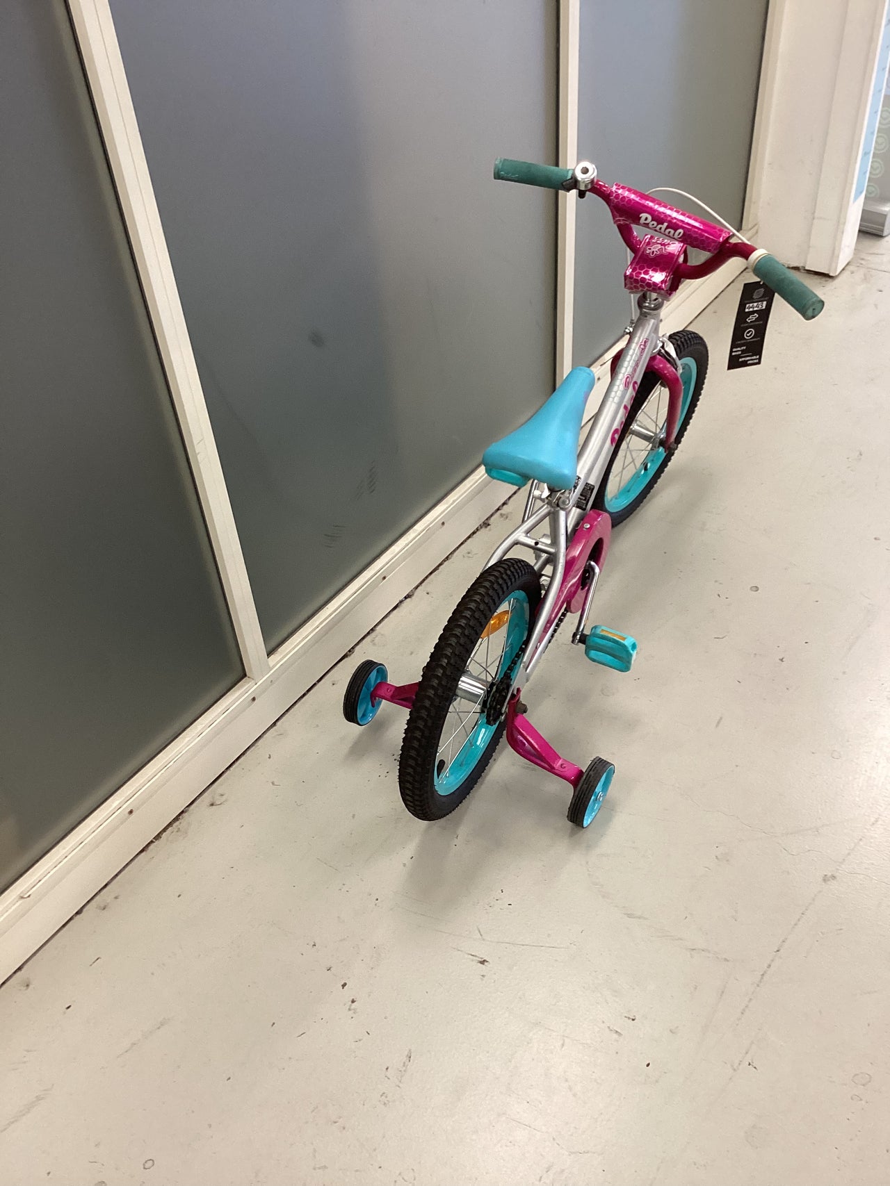 Pedel Buzz Bike - 16"  - Kids, Colour: Blue, Pink, Silver