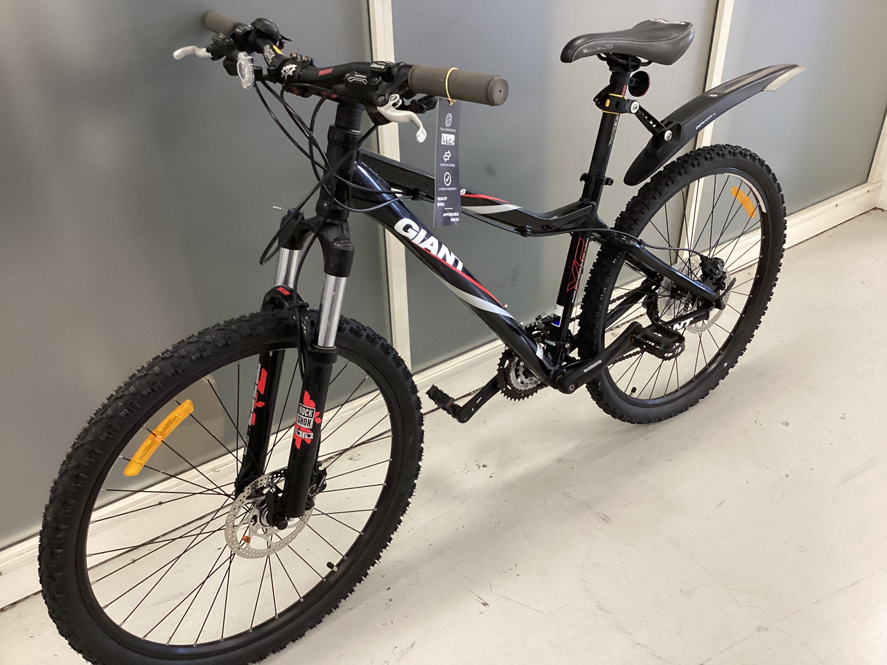 Giant Alias Bike - 26"  - Mountain Bike, Colour: Black