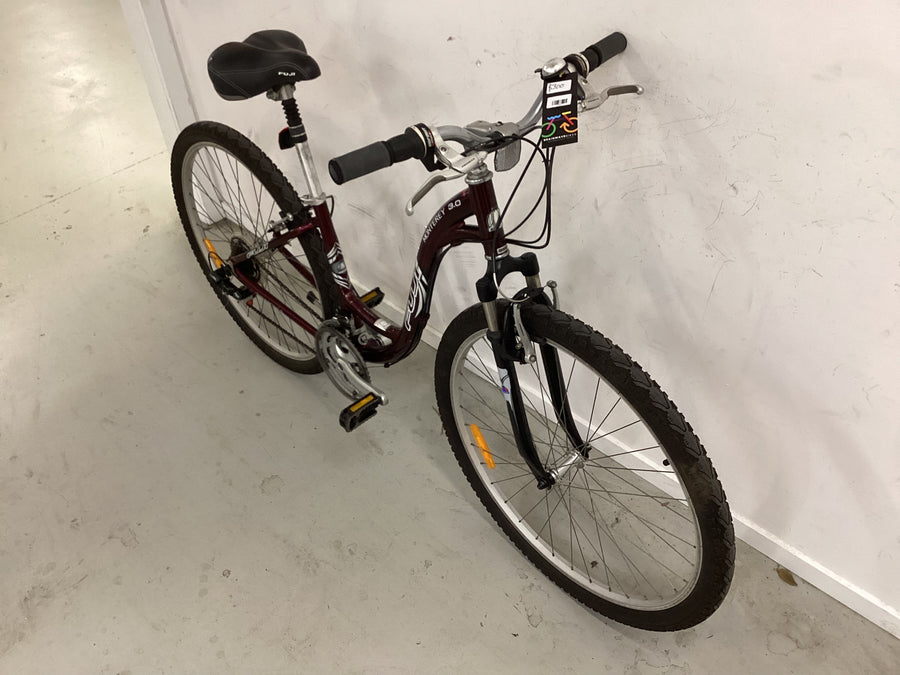Fuji Monterey 3.0 Bike -  52cm - Hybrid Commuter,
Flat Bar Commuter, Colour: Purple