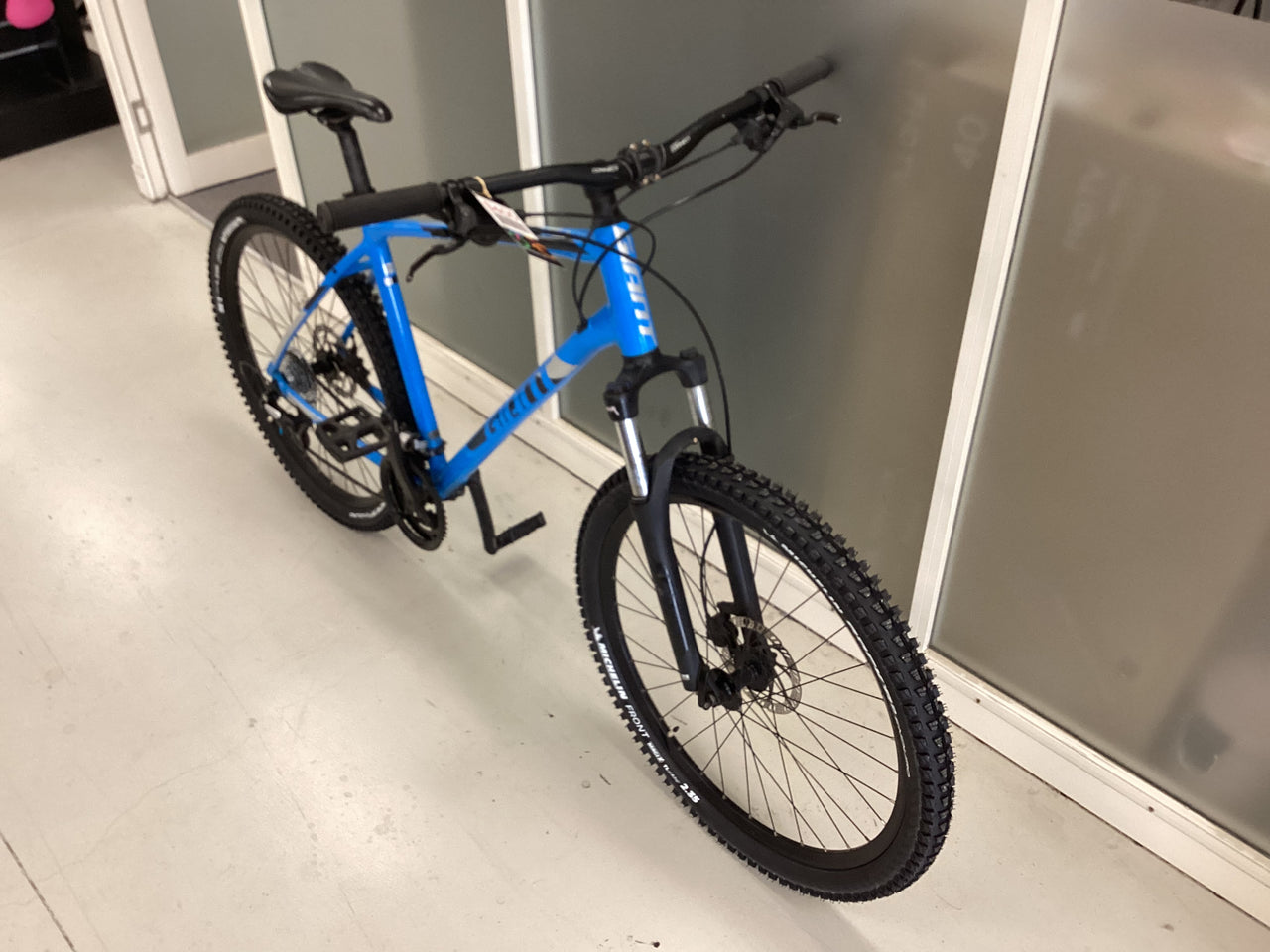 Giant - ATX - Mountain Bike - Blue (#4636)
