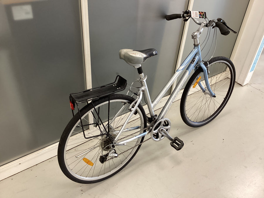 Giant - Elwood - Flat Bar Commuter - Silver , Blue (#4628)