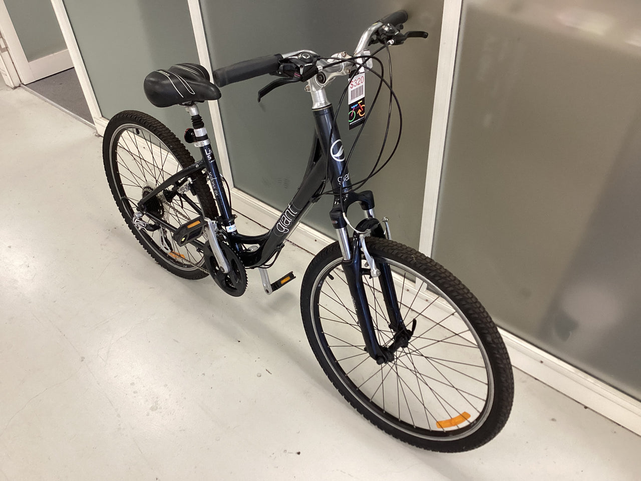 Giant - Sedona - Hybrid Commuter - Grey (#4649)