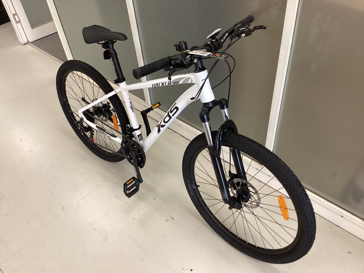 XDS - Hacker - Mountain Bike - White (#4656)