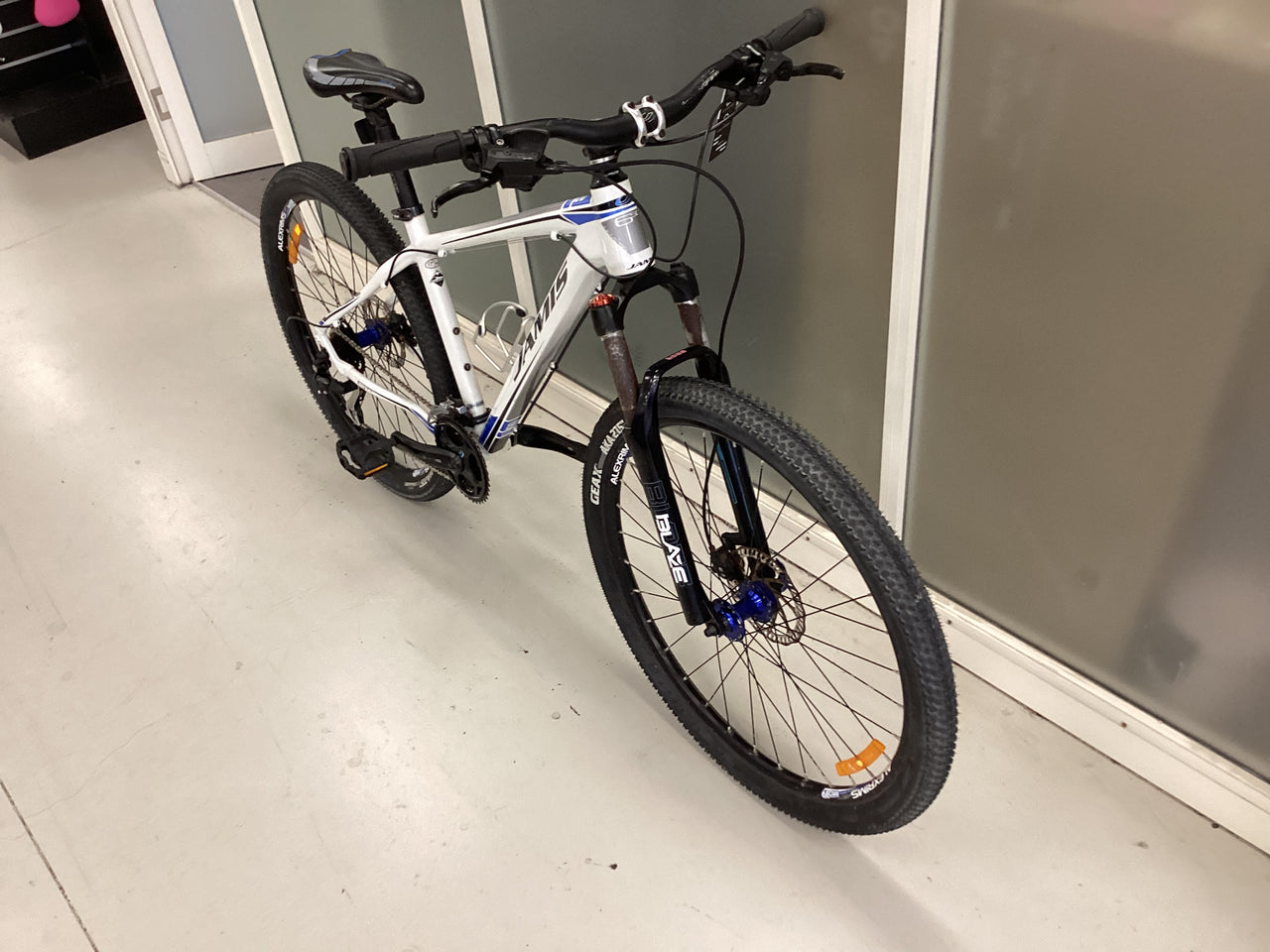 Jamis - Nemesis 650 - Mountain Bike - White (#4665)