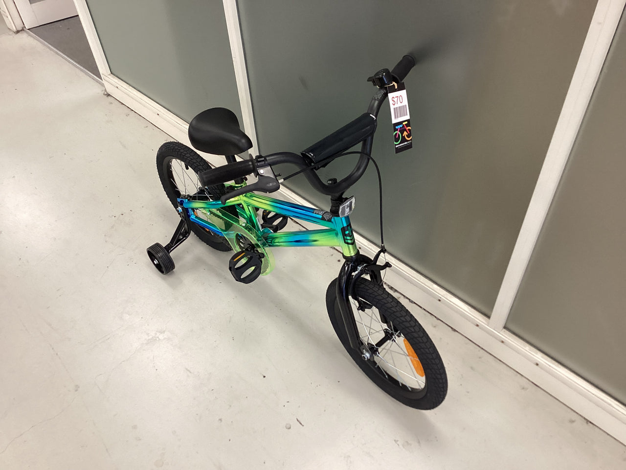 Kmart - 16 - Kids - Green , Blue (#4696)