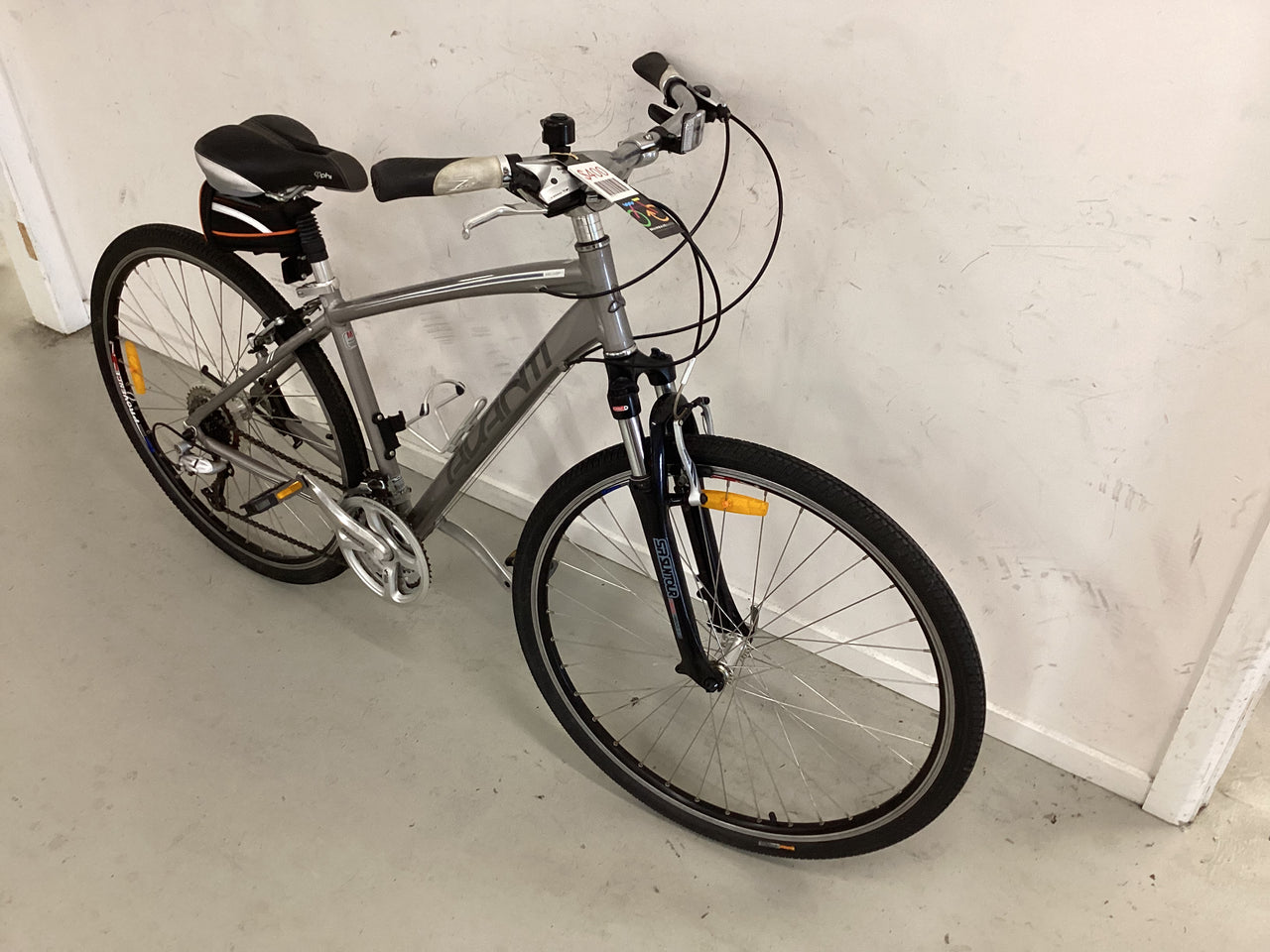 Avanti - Discovery 3 - Hybrid Commuter - Silver (#4703)