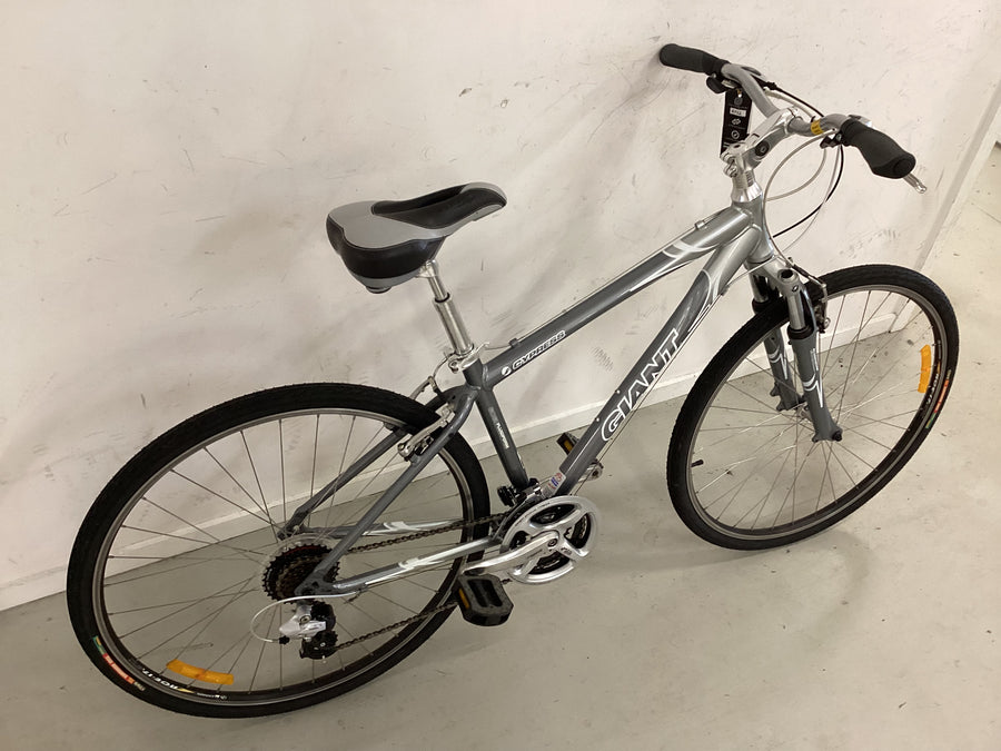 Giant - Cypress - Hybrid Commuter - Silver (#4722)