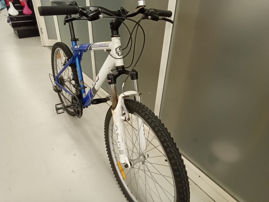 GT Aggressor Bike -  48cm - Mountain Bike, Colour: Blue, White
