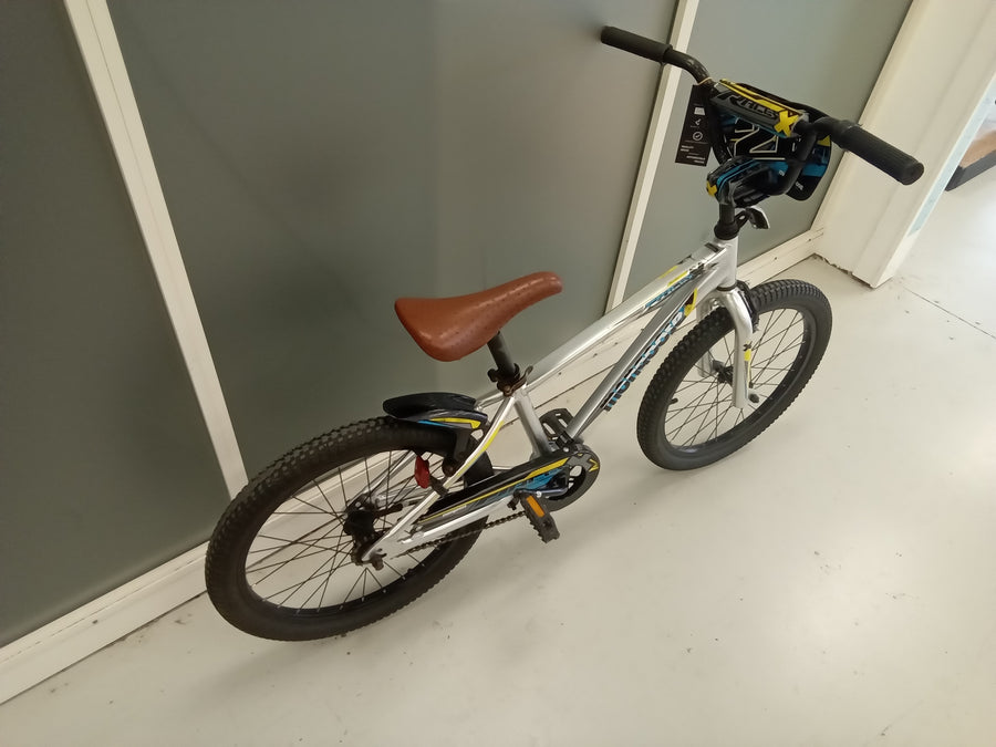 mongoose Racer x Bike - 20"  - Kids, Colour: Silver