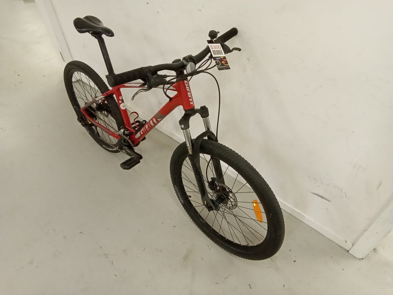 Giant - ATX - Mountain Bike - Red (#4865)