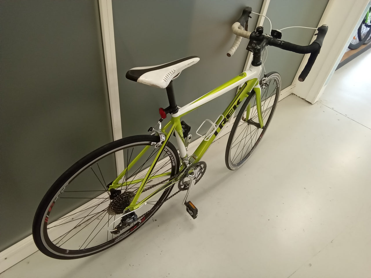 Trek 1.5 Bike -  50cm - Road Bike, Colour: Black, Green, White