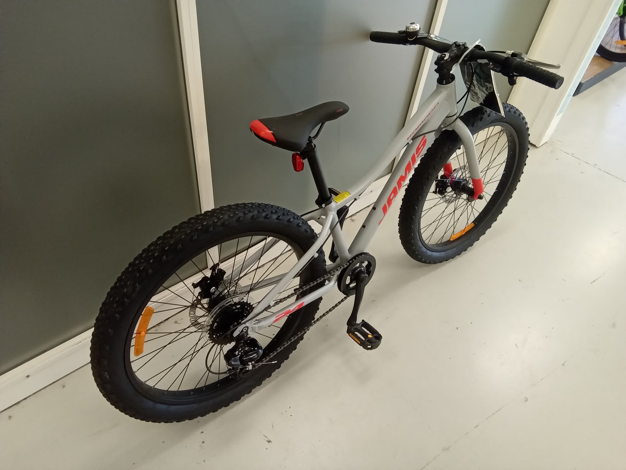 Jamis Komodo Bike - 24"  - Kids, Colour: Grey