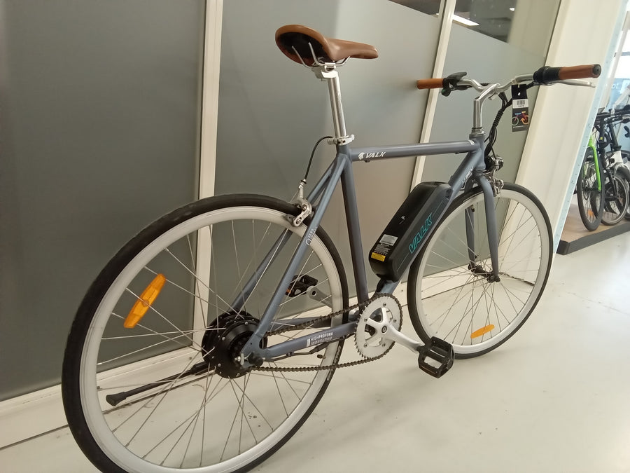 Valk  Bike -  56cm - Electric Colour: Blue