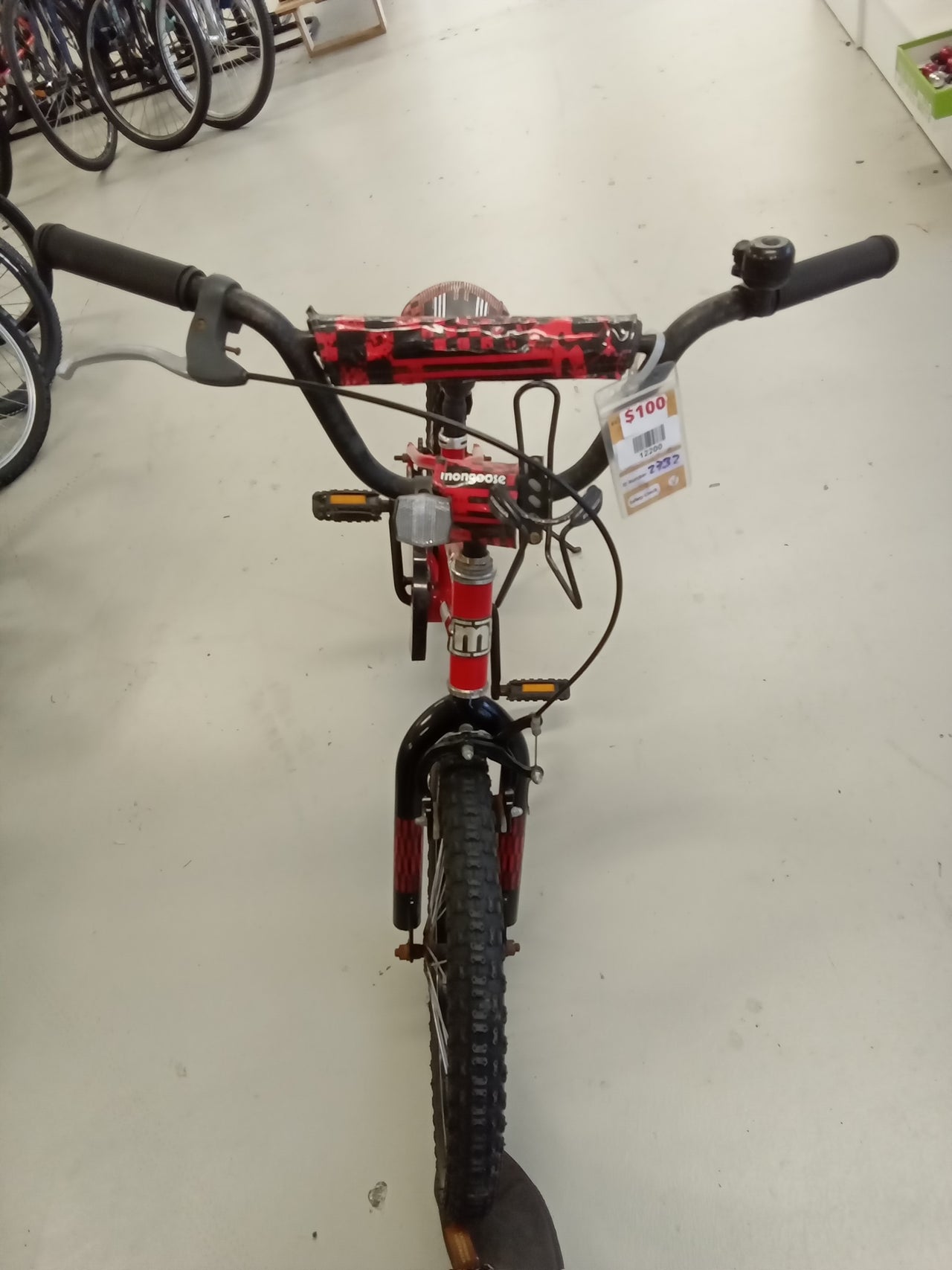 mongoose  Bike - 20"  - Kids, Colour: Red