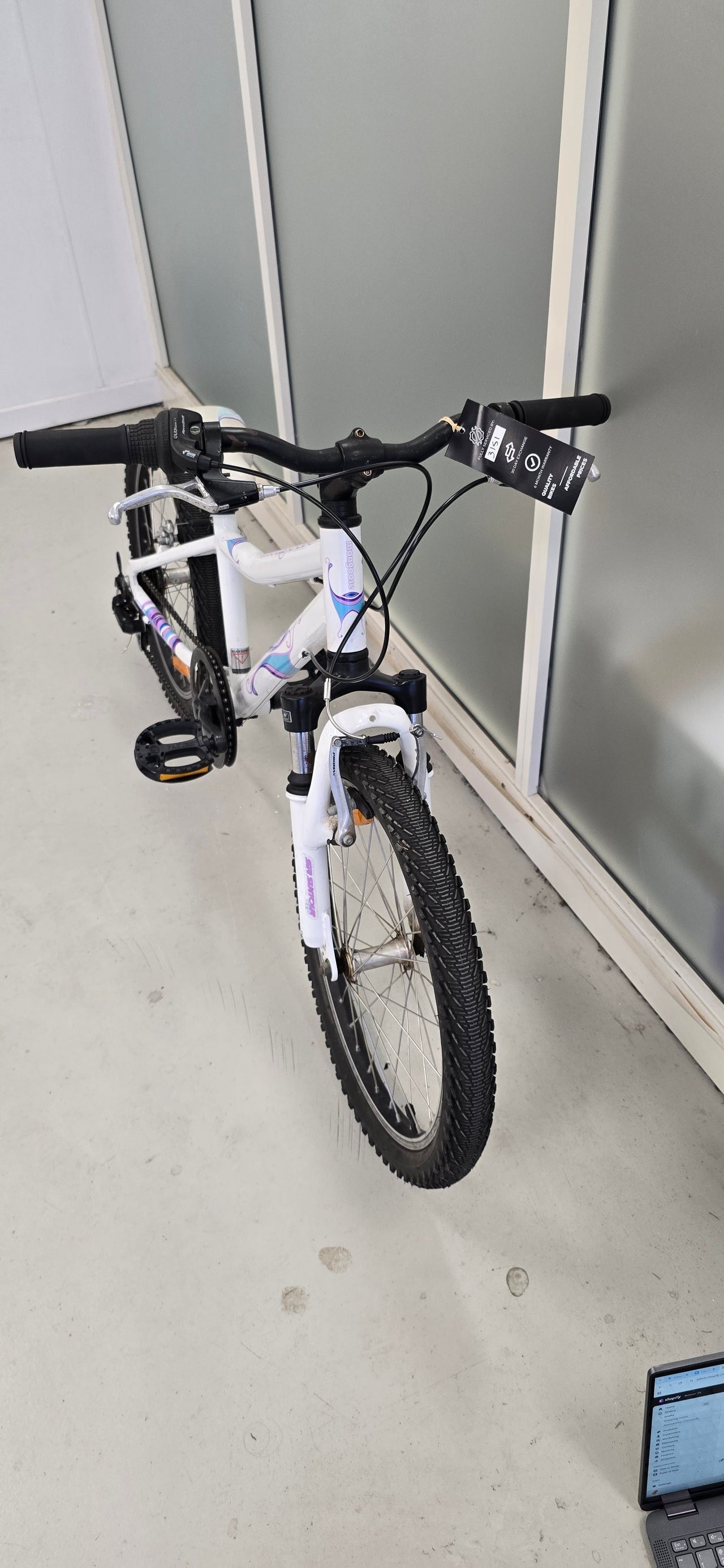 Mongoose Rockadile Bike - 20"  - Kids, Colour: White, Purple