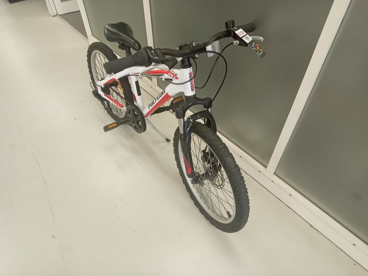 Polygon Relic 20 Bike - 20"  - Kids, Colour: White, Red