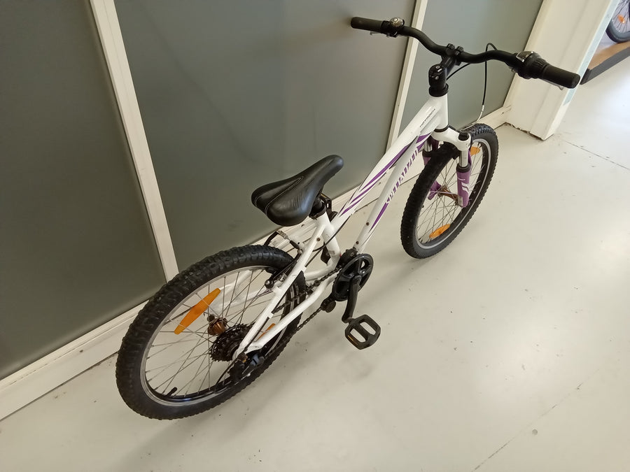 Specialized Hotrock 20 Bike - 20"  - Mountain Bike,
Kids, Colour: White, Purple