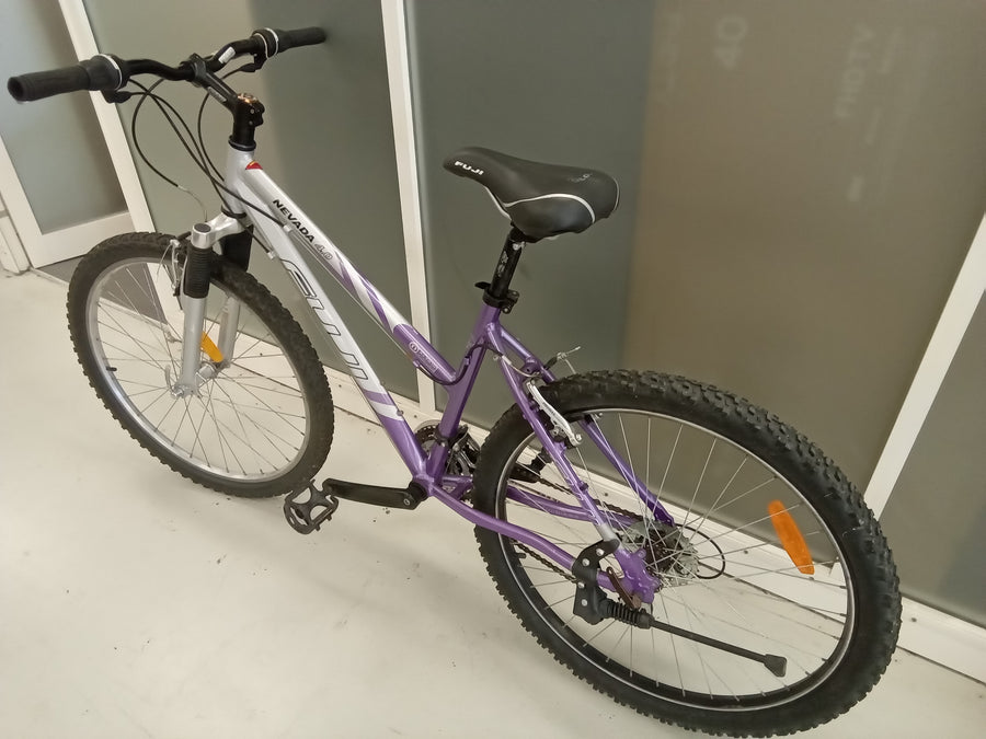Fuji Nevada Bike -  44cm - Mountain Bike, Colour: Purple, Silver