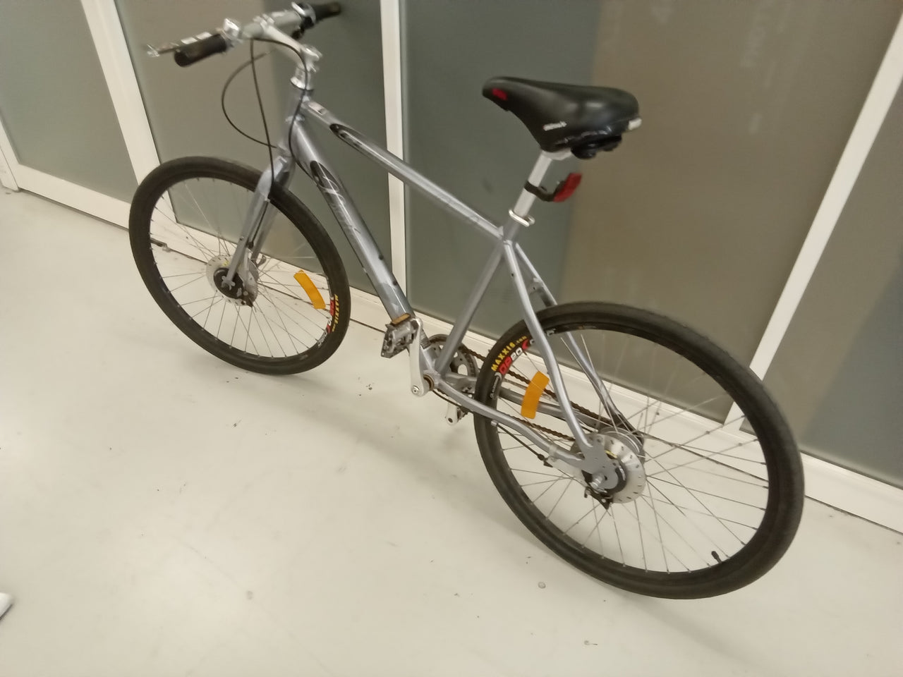Cell X series Bike -  42cm - Flat Bar Commuter, Colour: Silver