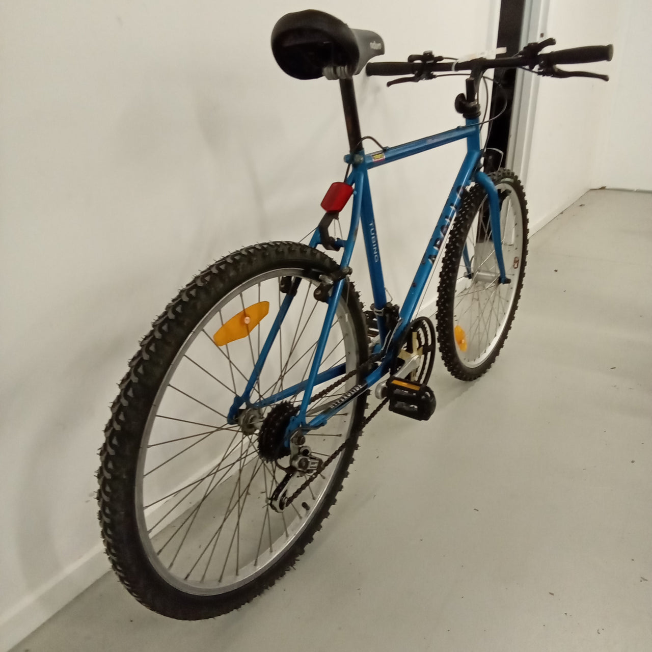 52cm mountain bike